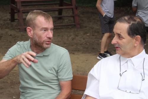 01468CBE-A066-4952-9688-B7145BC3A7B2