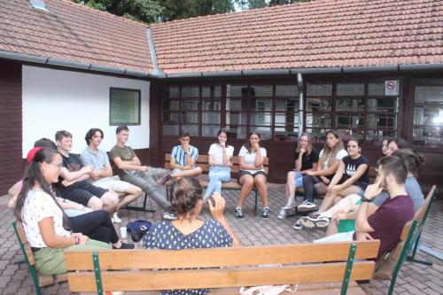 542BB3F0-4865-4539-BD92-0AD9ACA7B83F