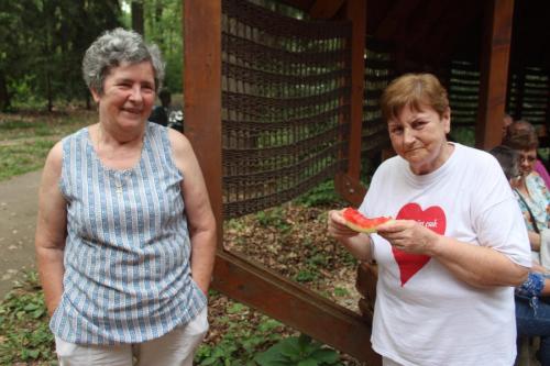 AA4ADBC9-D6F0-4F8F-8D4C-E46CFE4E8E18