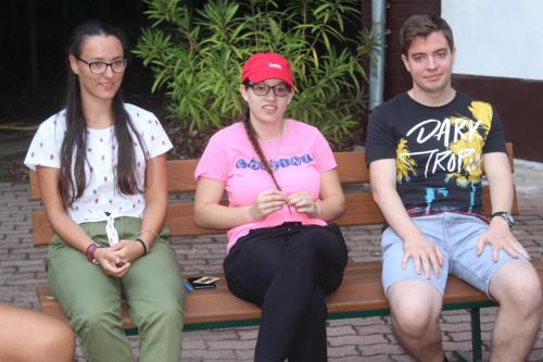 AC4C8D36-961D-45F0-B381-25C3E3DA85F4