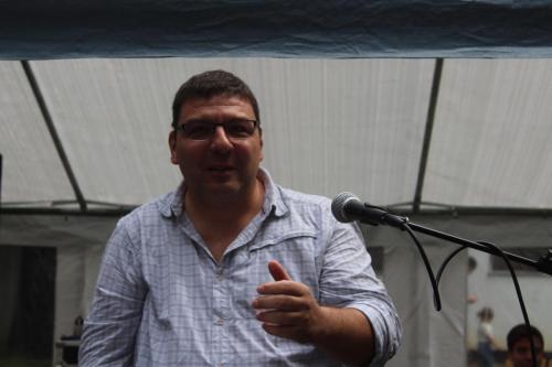 DFEF9A90-B1D9-485E-9B51-4AB9E136E714